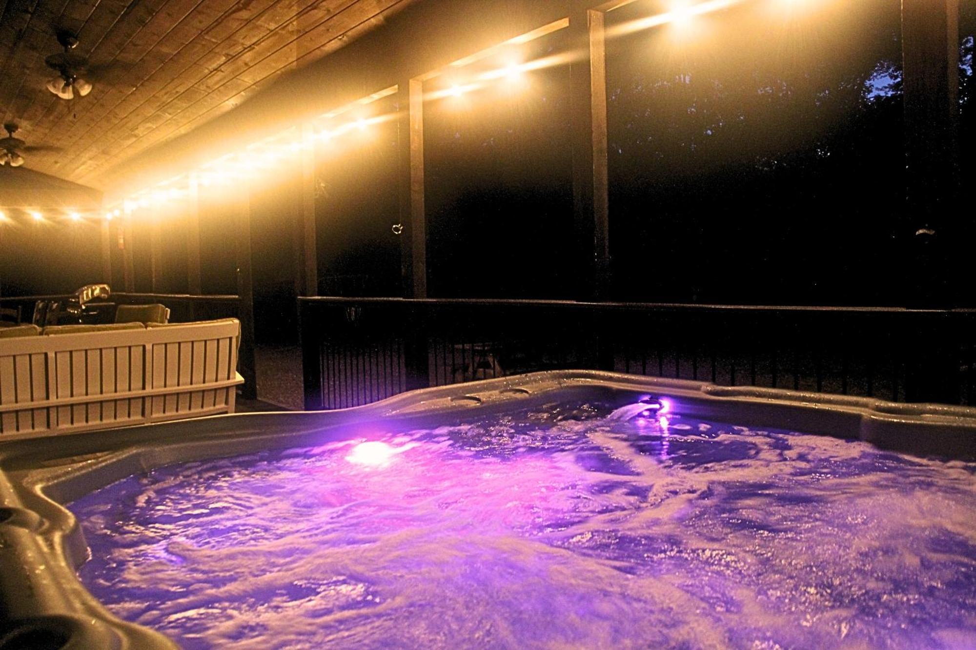 4Br/3Bth Family Cabin With A Hot Tub, Sleeps 14 Broken Bow Buitenkant foto
