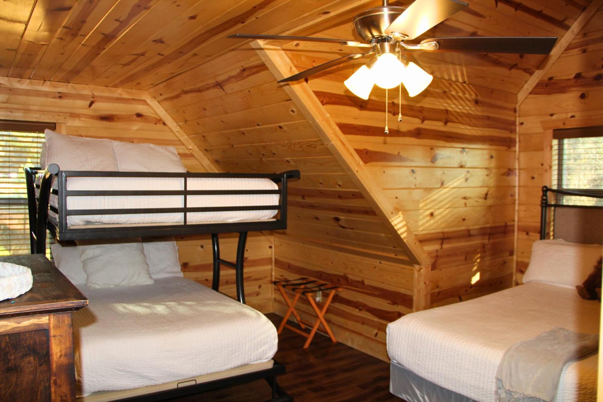 4Br/3Bth Family Cabin With A Hot Tub, Sleeps 14 Broken Bow Buitenkant foto